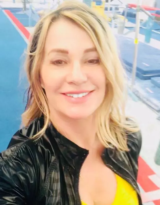 nadia-comaneci-revelion-6