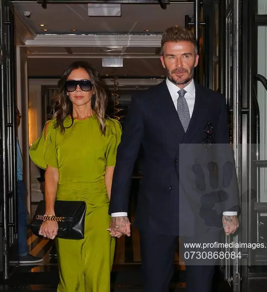 Victoria Beckham and David Beckham steps out all elegant for a romantic dinner in New York City