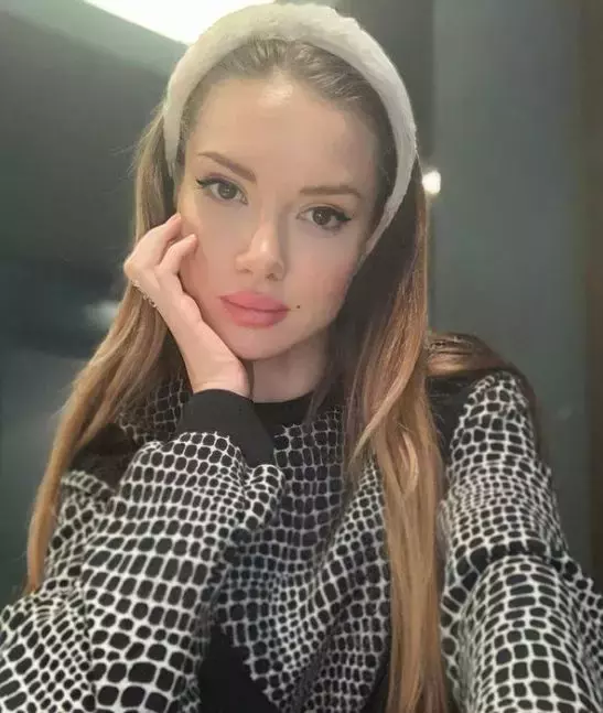 otilia-bilionera-survivor-3