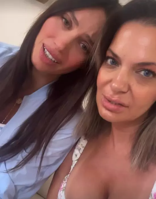 alina puscau in lacrimi cu andreea antonescu