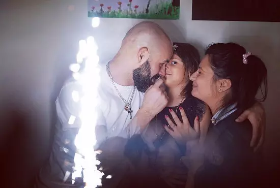 madalina-cretan-spune-ca-fiica-ei-intreaba-mereu-de-nosfe-4