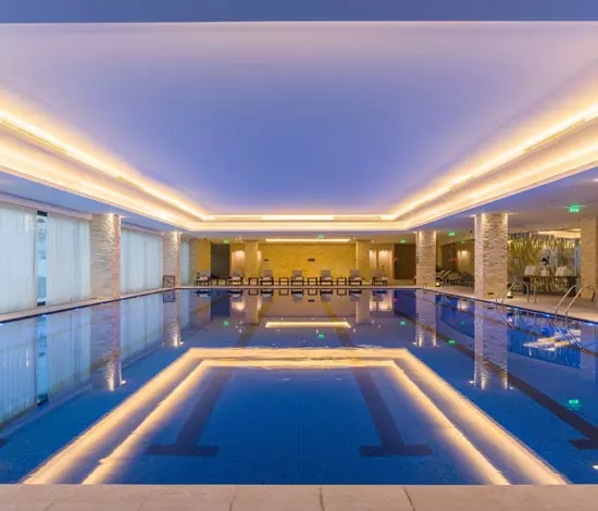 Piscina indoor