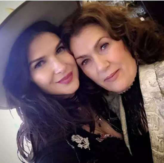 monica-barladeanu-mama
