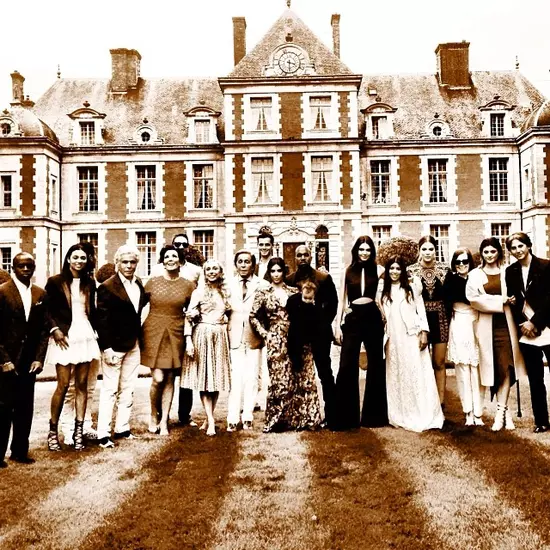 Kim si Kanye, alaturi de invitatii lor de la Versailles