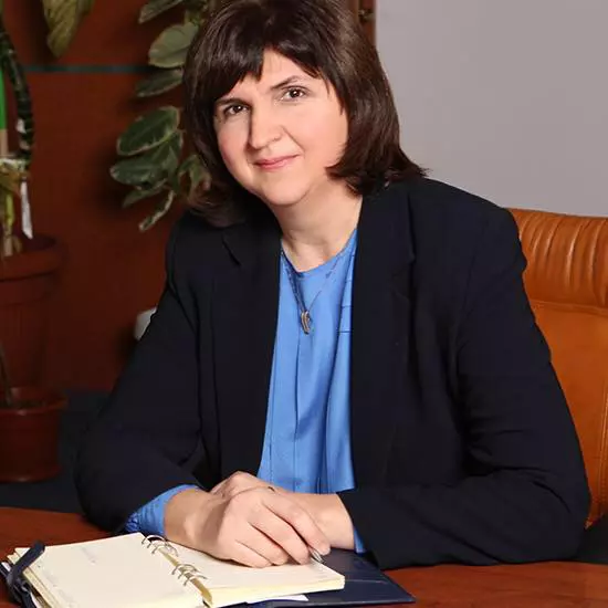 Corina-Popescu-sef-sub-acoperire-1