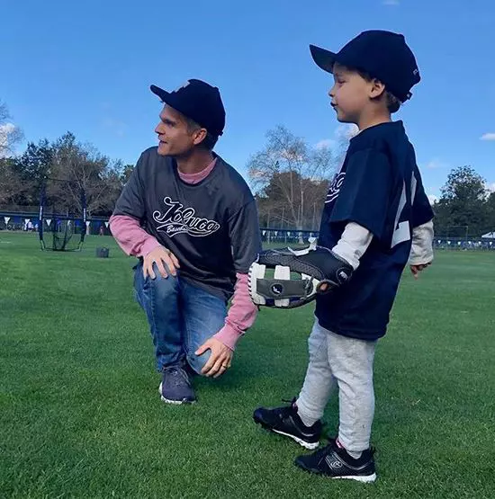 actor-din-Tanar-si-Nelinistit-cu-coronavirus-2