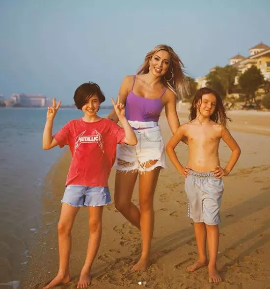 Raluca-Zenga-și-copiii