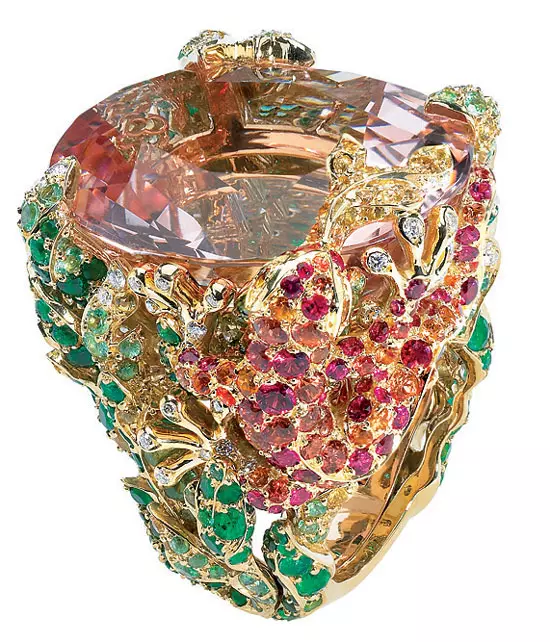 Inel din aur galben, diamante, morganit, granat, safire si spinel, Dior, cu pretul la cerere, magazinul Helvetansa 