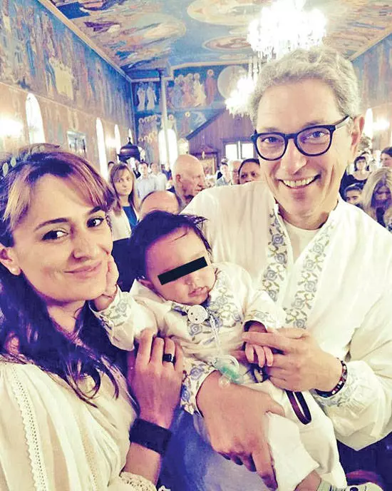 andrei-zaharescu-sotie-copil