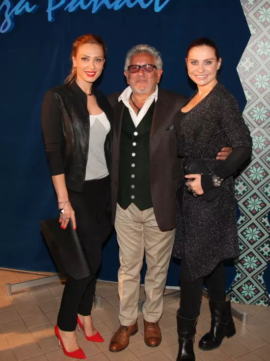 Iulia Vantur, Ovidiu Lipan Tandarica si Adina  Buzatu