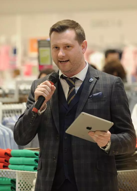 Chris Harper (Debenhams)