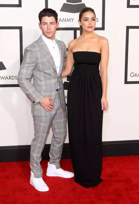 Olivia Culpo si Nick Jonas