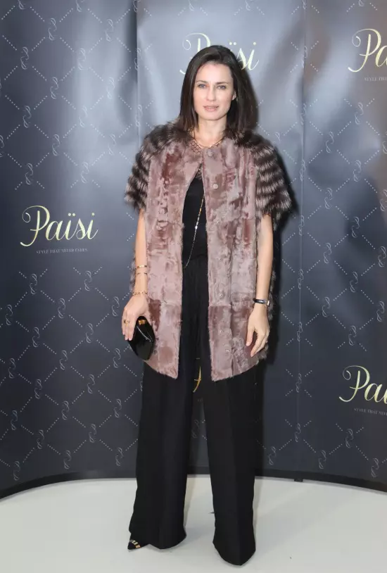 Roxana Voloseniuc (ELLE)