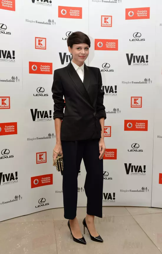 Silvia Cristescu (Viva)