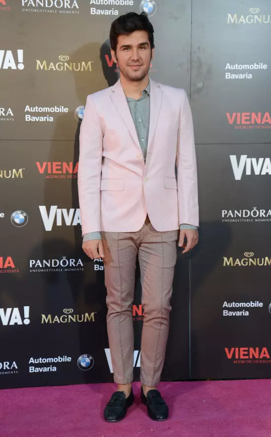 Sorin Stratulat (Beauty District)