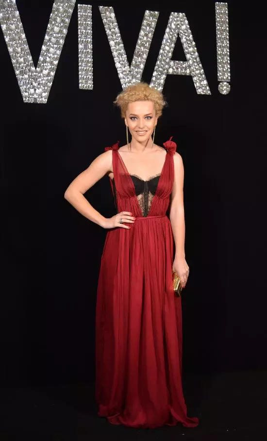 Alexia Talavutis - Rochie Mirela Diaconu, clutch Parfois