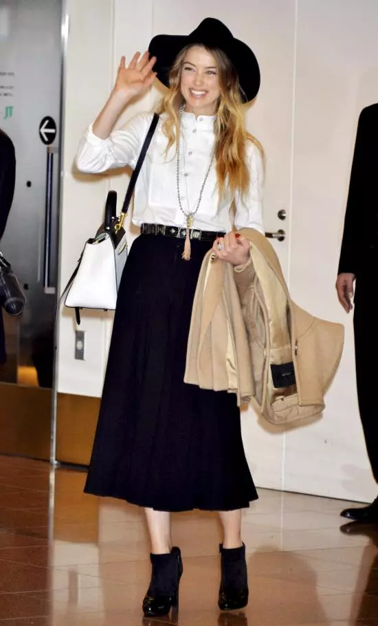 Amber Heard – Pe aeroportul din Tokyo, Japonia