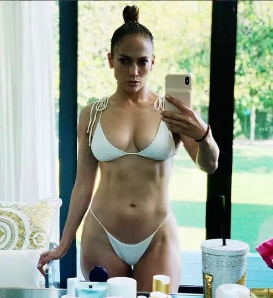 Jennifer-Lopez-foto-sexy