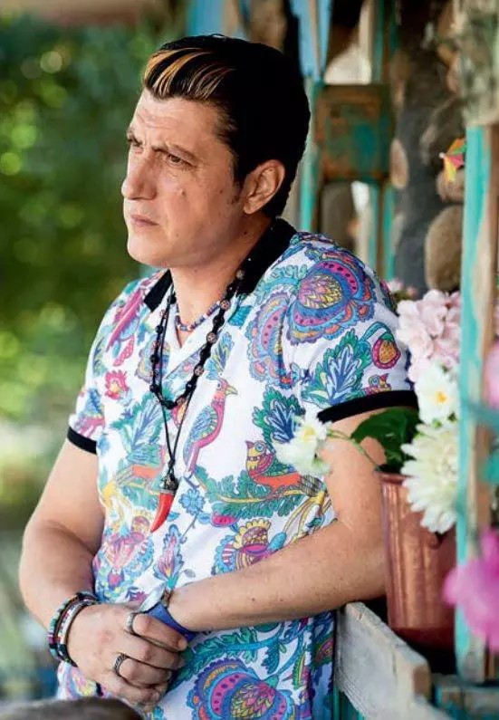 Costi-Dita-Pe-Bune-7-1