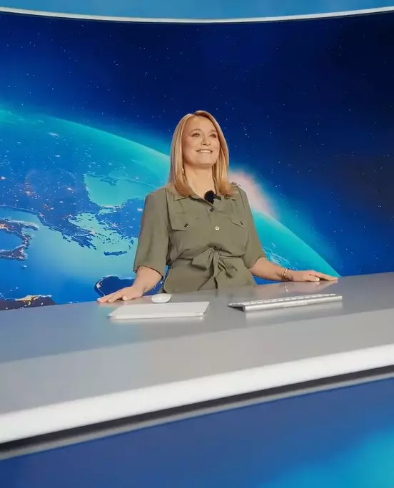 andreea-esca-culise-stirile-pro-tv-studio (6)