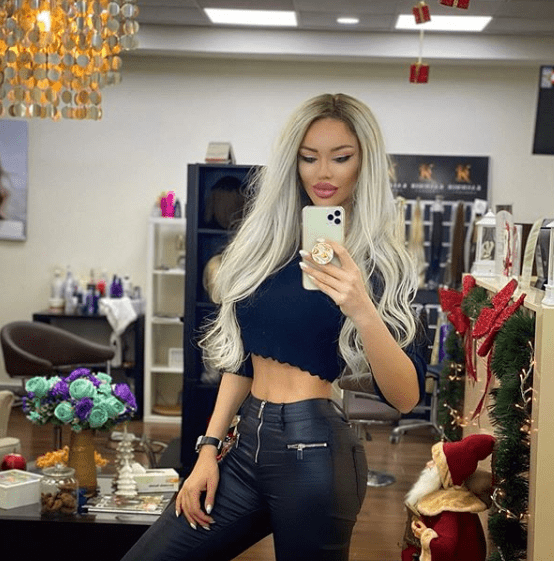 Bianca Drăgușanu gafă melodia Arianei Grande4