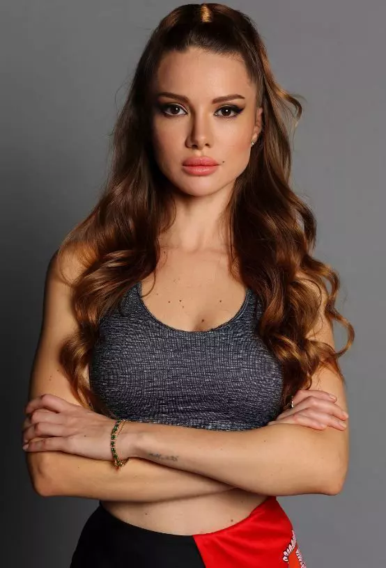 otilia-bilionera-2_size20