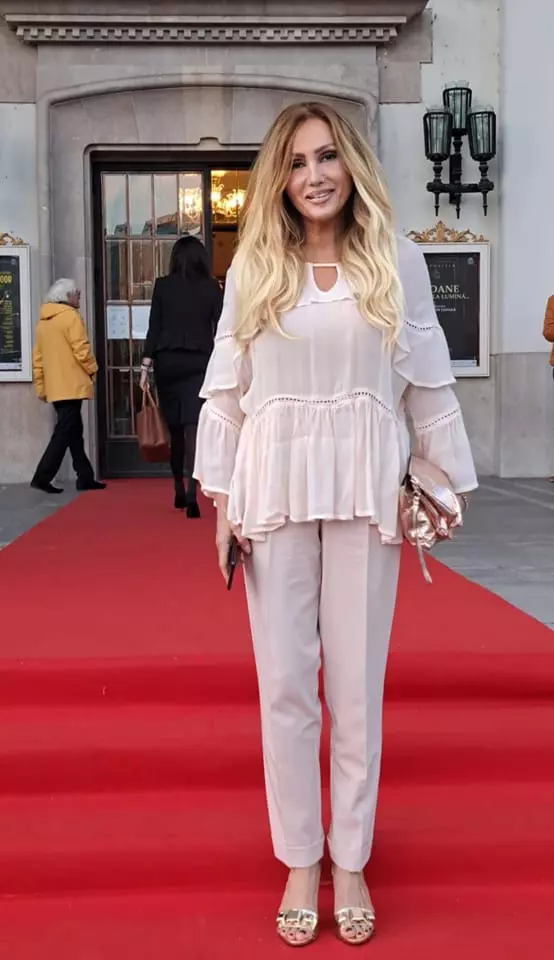 flora-nastase-in-fata-operei-nationale-1