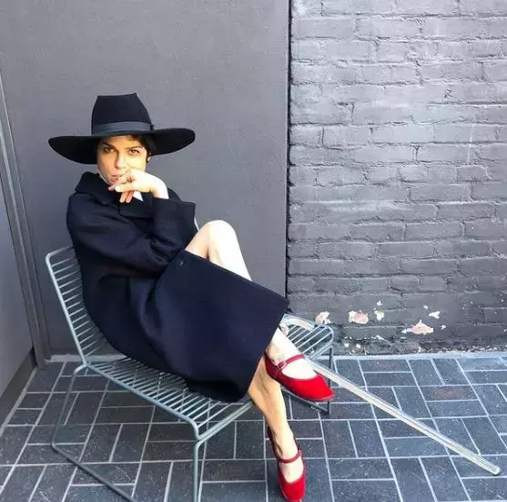 2021-02-26-15_02_51-Selma-Blair-@selmablair-•-Instagram-photos-and-videos