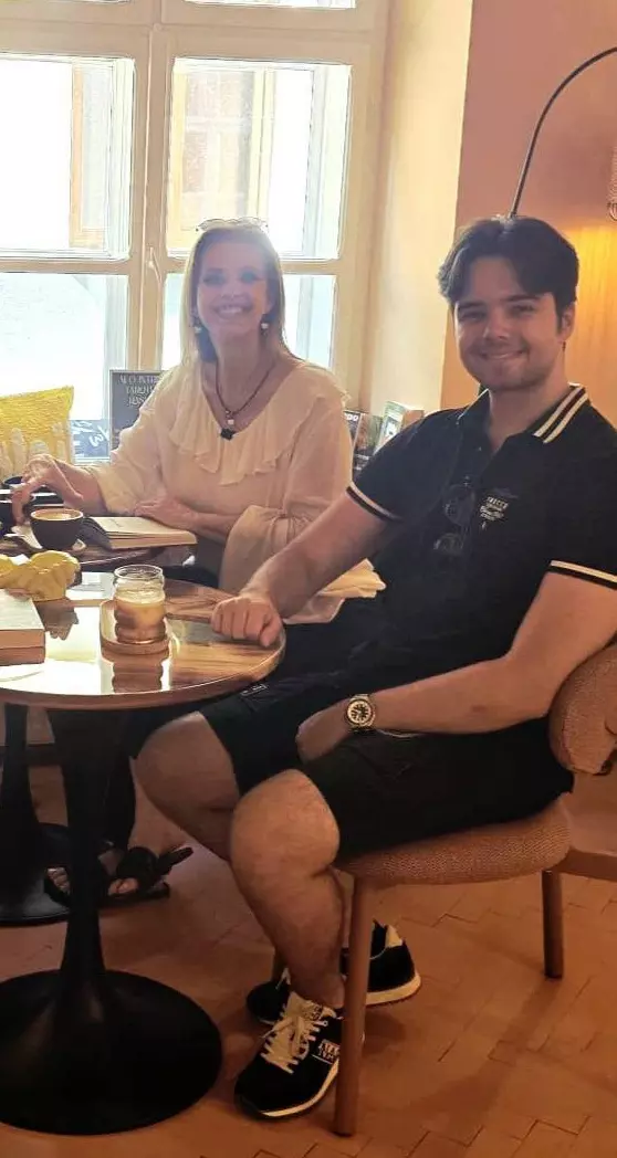 Bianca Brad cu fiul Luca 4