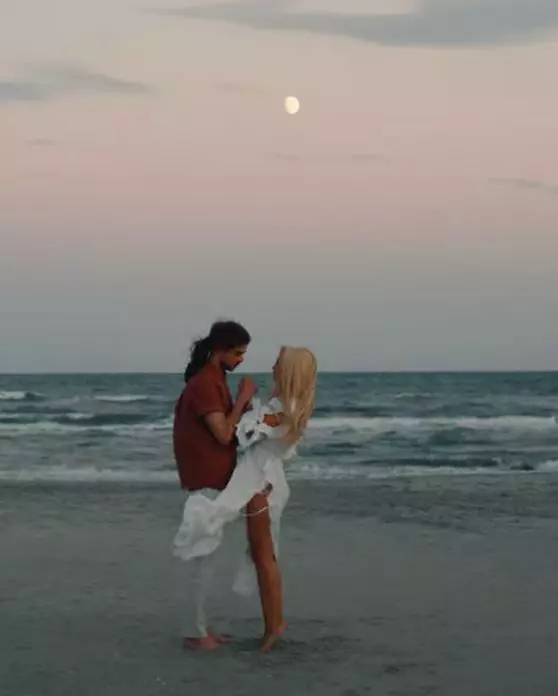 andreea-balan-barbat-misterios-12