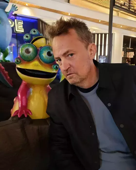 matthew-perry-58