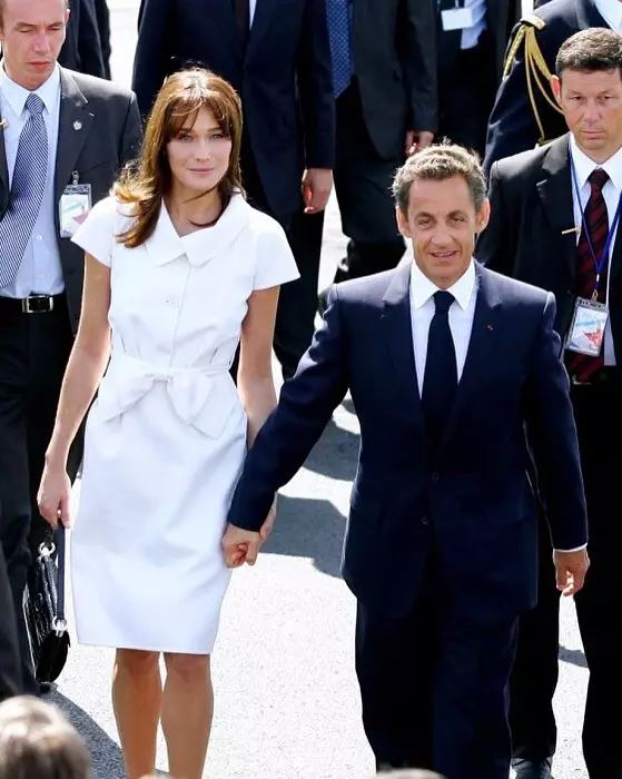 carla-bruni-33