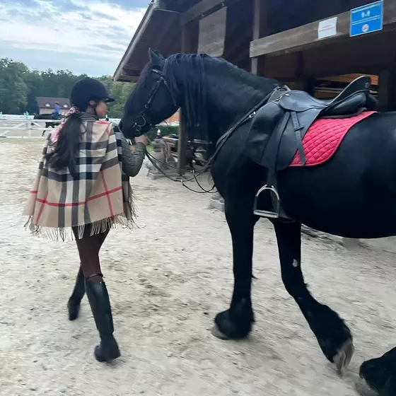 elena-basescu-echitatie-1