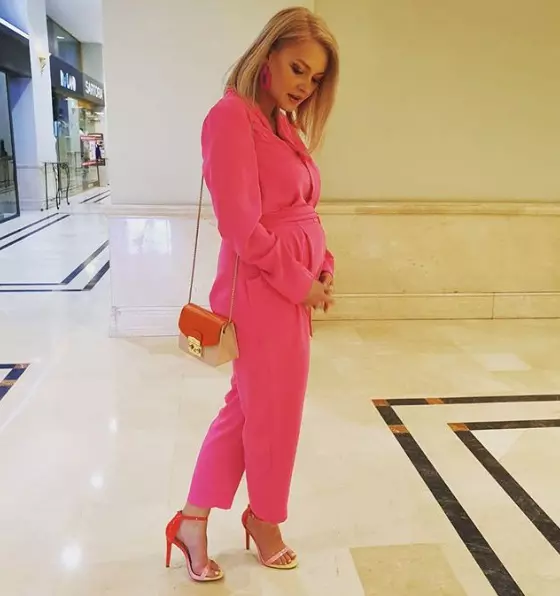 Cristina Dochianu a nascut al treilea copil 10