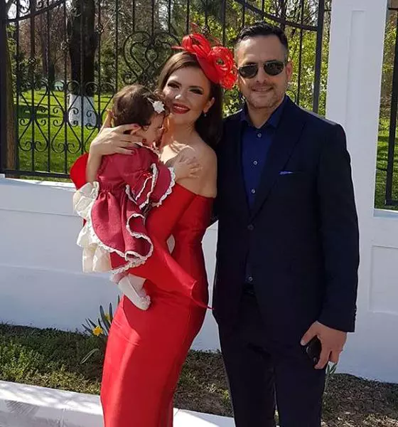Nașii micuței Gabriela și Thea Iris Selena sunt Cristina Șișcanu și Mădălin Ionescu.