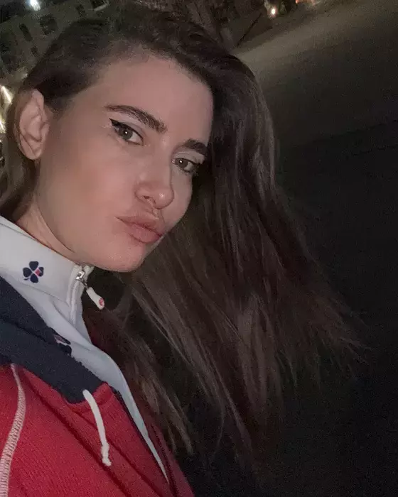 iulia-albu