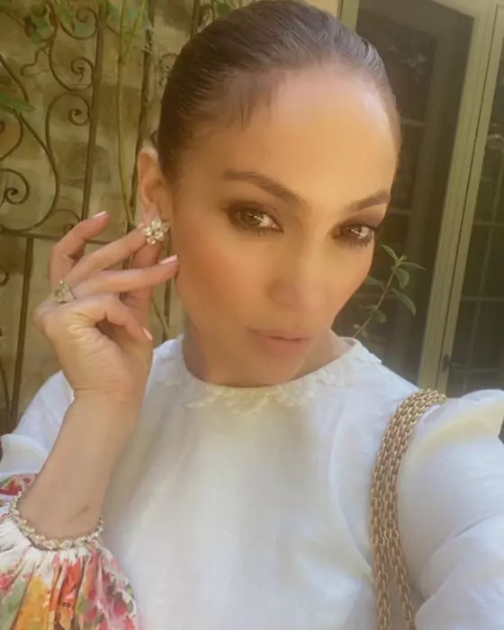 Jennifer Lopez, apariție surprinzătoare cu ocazia sărbătorilor pascale. Cum s-a îmbrăcat actrița