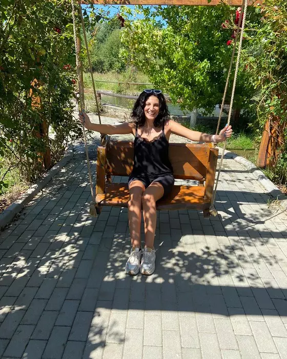 Ioana Ginghină, despre momentul dureros în care a pierdut o sarcină. "Era avansată, 5 luni"Ioana Ginghină, despre momentul dureros în care a pierdut o sarcină. "Era avansată, 5 luni"