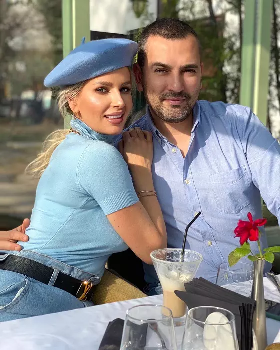 Reacția Andreei Bănică după ce a fost curtată de un miliardar. "Nu știa că am o relație cu Lucian"