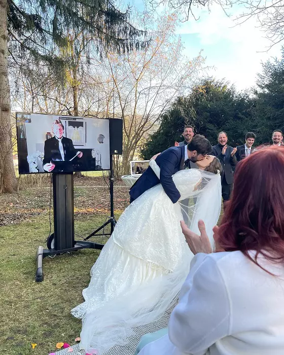 Cine este și cu ce se ocupă fratele Lisei Marie Presley. Priscilla Presley: "Sunt foarte mândră de el!"