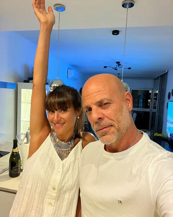 Bruce Willis deschidea focul fără avertisment și întreba ce caută pe platouri, în ultimii ani de carieră. Dezvăluirile echipei de filmare