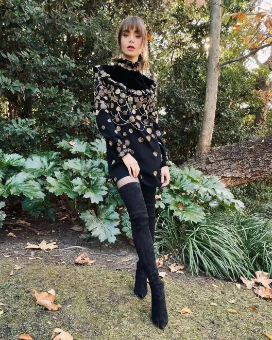 Lily Collins a dezvăluit că a fost abuzată emoțional 6