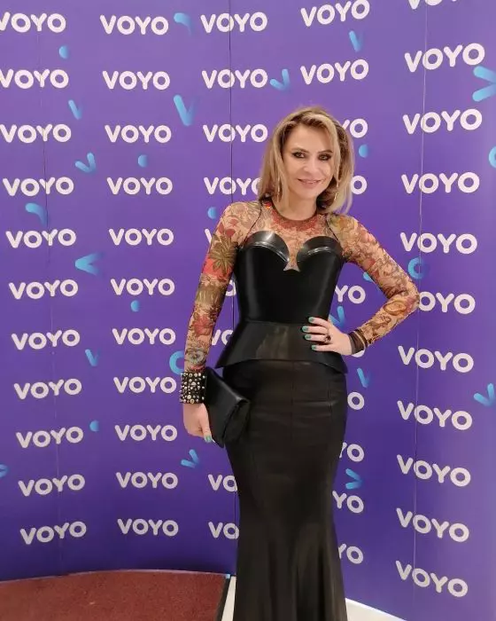 Adina Buzatu