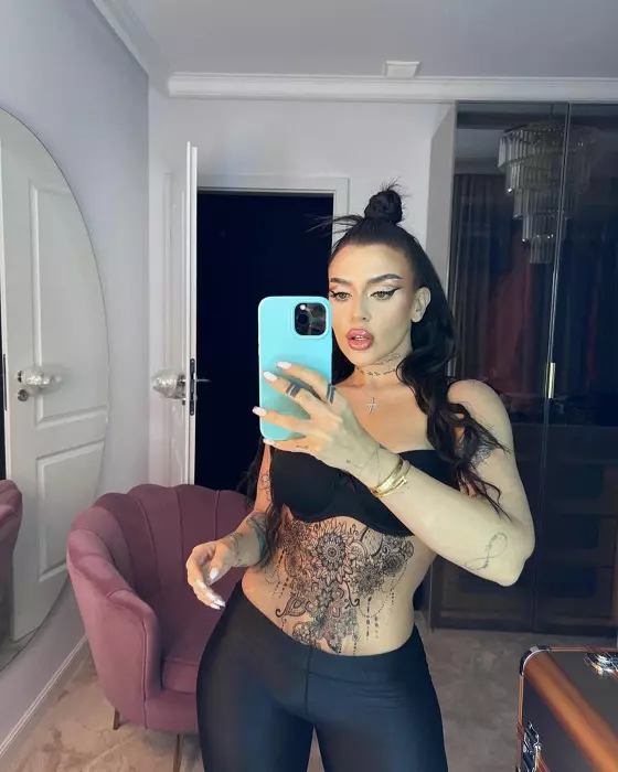 oana radu54
