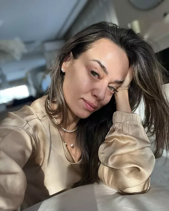 andreea raicu 66