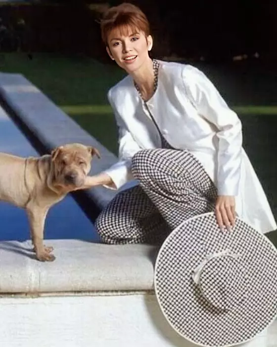 victoria principal 9