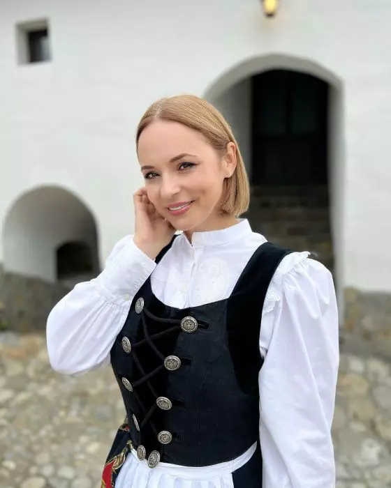 andreea-marin-5