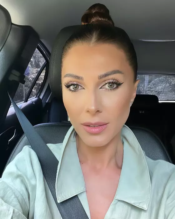 ilinca vandici 8