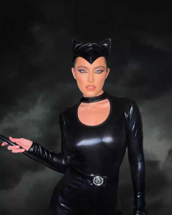 alexia-eram-costum-halloween