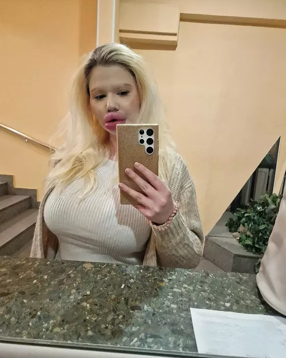 andrea-ivanova-56